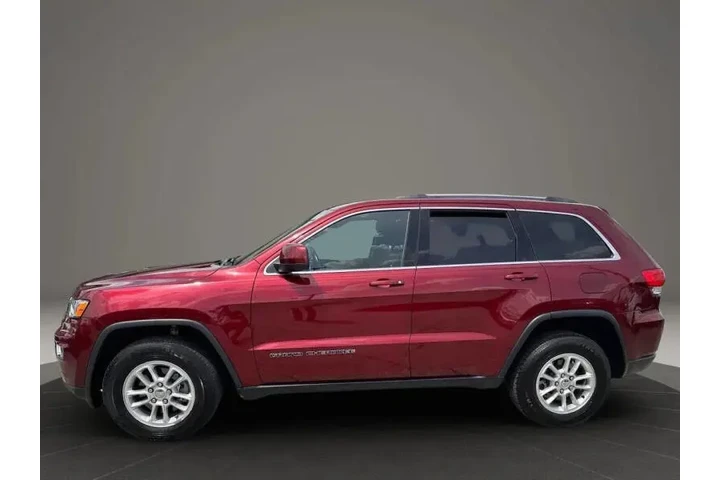 $15700 : 2019 Grand Cherokee Laredo image 5