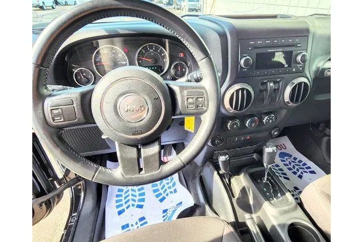 Jeep Wrangler 2017 4x4 Sport image 7