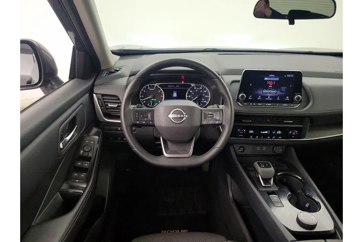 $24998 : Nissan Rogue 2025 AWD SV 4dr image 10