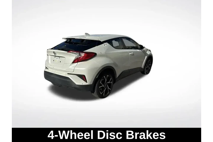 $17977 : Toyota C-HR 2019 LE 4dr Cros image 5