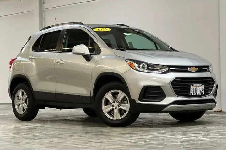 $11771 : Chevrolet Trax 2021 AWD LT 4 image 2