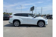 $38995 : Toyota Highlander 2023 XSE 4 thumbnail
