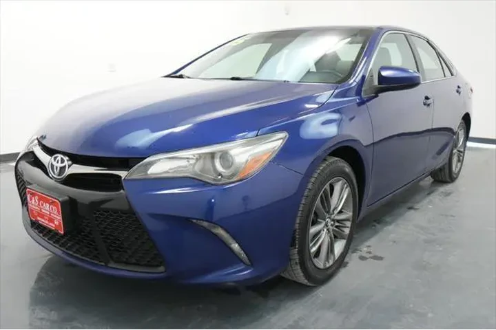 $7951 : Toyota Camry 2015 SE 4dr Sed image 3