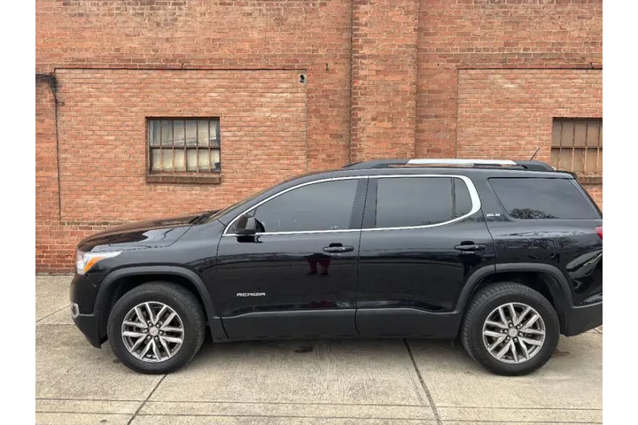 $15500 : 2018 GMC Acadia SLE-2 image 3