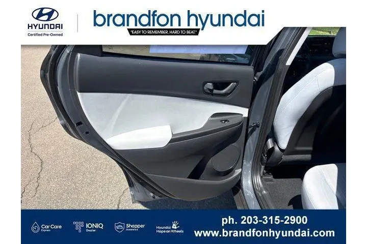 $21000 : Hyundai KONA 2023 AWD SEL 4d image 10