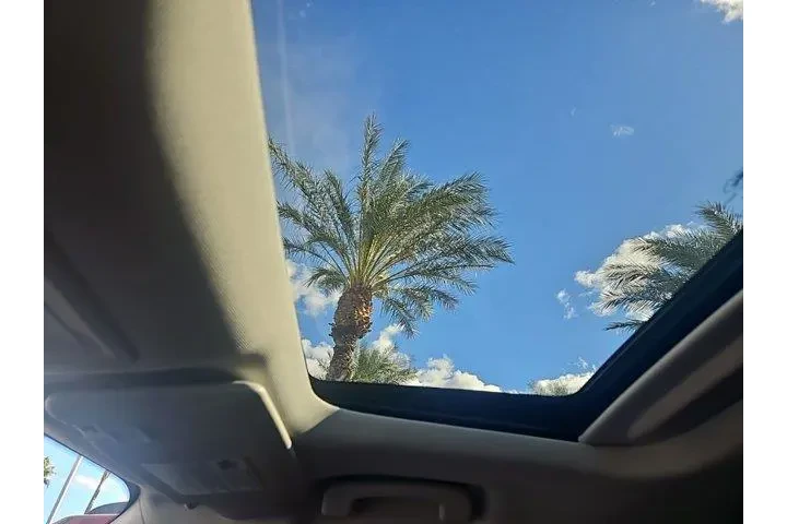 $30890 : Ford Maverick 2024 Lariat 4d image 6