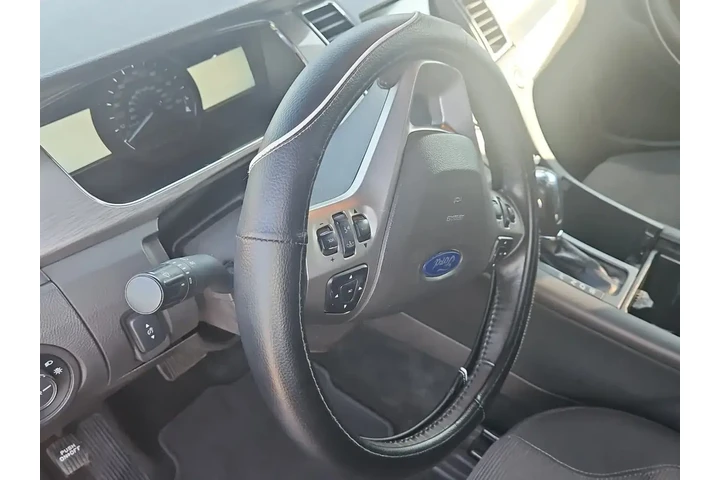 $9000 : Ford Taurus 2016 SEL 4dr Sed image 2