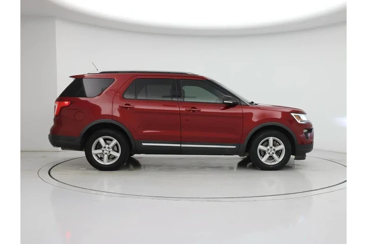 $17998 : Ford Explorer 2019 XLT 4dr S image 7