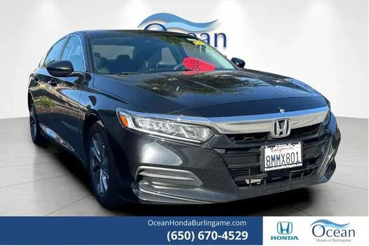$21991 : Honda Accord 2019 LX 4dr Sed image 1