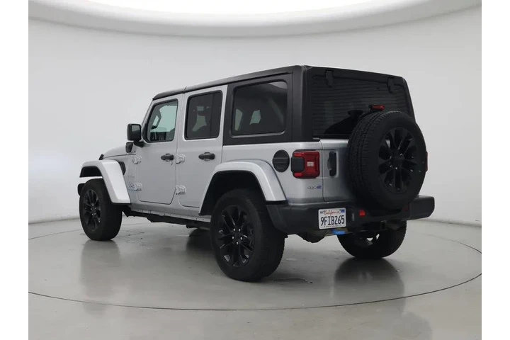 $33998 : Jeep Wrangler 2023 4x4 Sahar image 2
