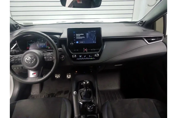 $39998 : Toyota GR Corolla 2024 AWD C image 9