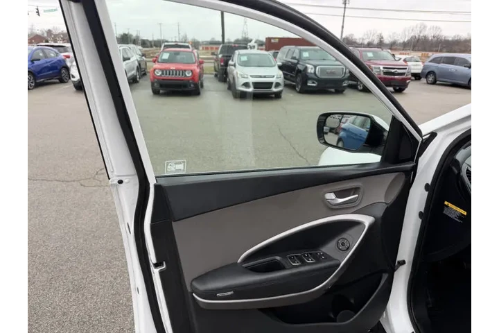 $8999 : 2015 Santa Fe Sport 2.4L image 10