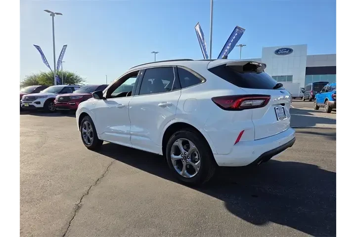 $24500 : Ford Escape 2023 AWD ST-Line image 5