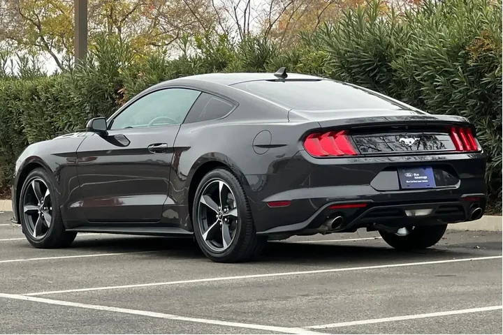 $25268 : Ford Mustang 2023 EcoBoost 2 image 6