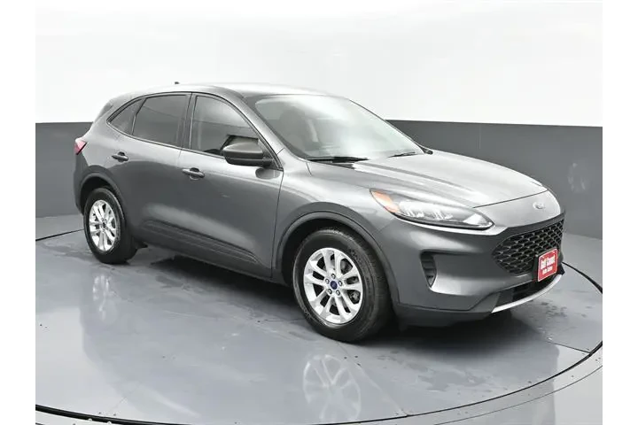 $17991 : Ford Escape 2022 S 4dr SUV image 2