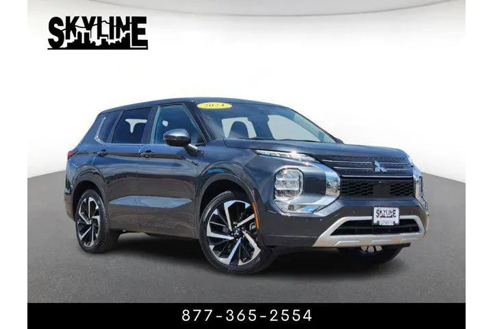 $25145 : Mitsubishi Outlander 2024 SE image 1
