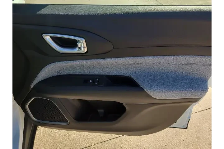 $20762 : Jeep Compass 2024 4x4 Latitu image 8