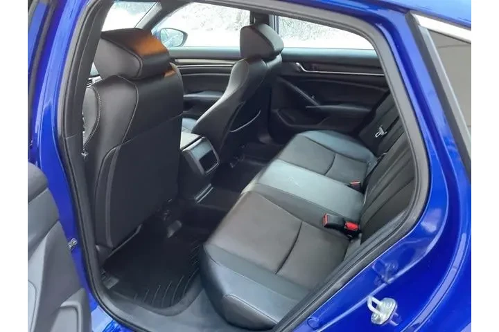 $17490 : Honda Accord 2019 Sport 4dr image 9