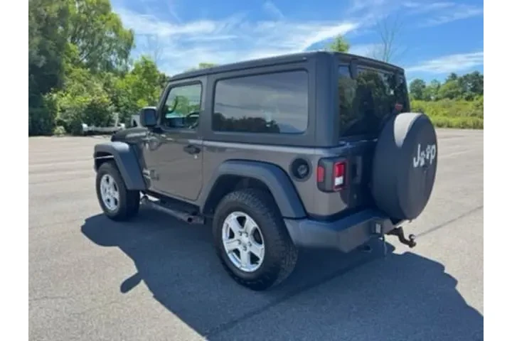 $19990 : Jeep Wrangler 2018 4x4 Sport image 7