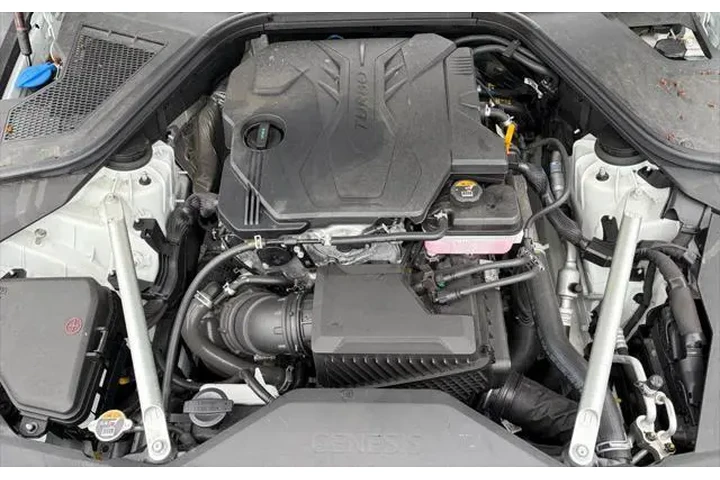 $60 : Genesis G80 2023 AWD 2.5T 4d image 8
