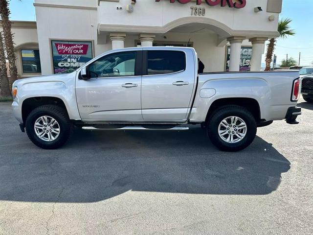 $33995 : Pre-Owned 2019 Canyon Crew Ca image 9