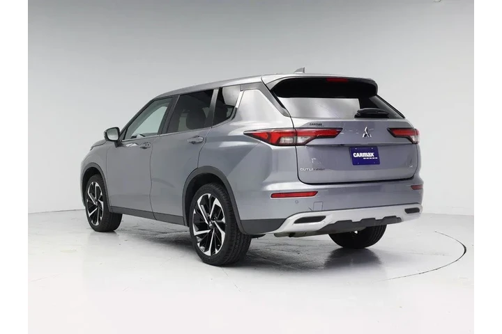 $23998 : Mitsubishi Outlander 2024 AW image 2