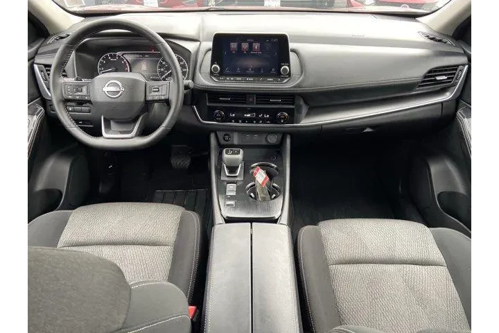 $22650 : Nissan Rogue 2025 SV 4dr Cro image 10