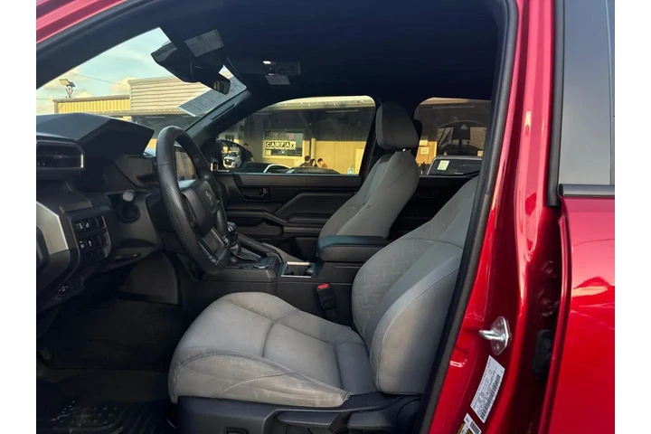 2024 Tacoma TRD Sport Double image 7