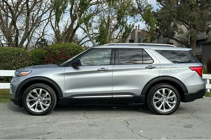 $39933 : Ford Explorer 2023 AWD Plati image 8