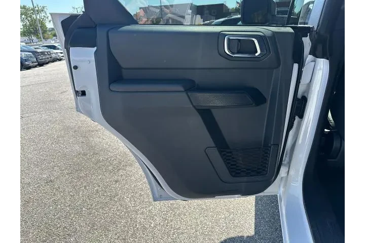 $39998 : Ford Bronco 2025 4x4 Big Ben image 4