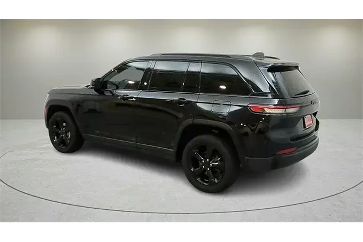 $30751 : Jeep Grand Cherokee 2022 4x4 image 6