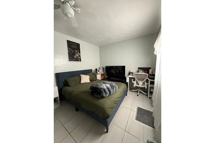 $1200 : RENTO CUARTO image 4