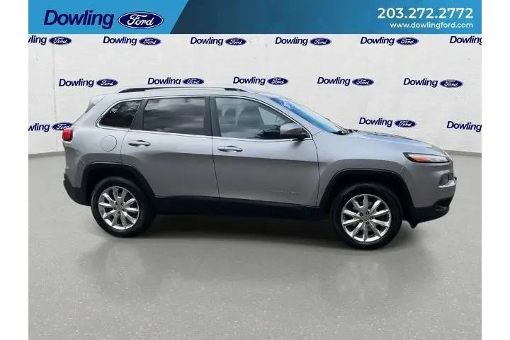 $11999 : Jeep Cherokee 2017 4x4 Limit image 4