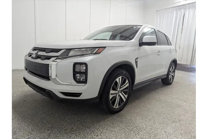 $21297 : Mitsubishi Outlander Sport 2 image 7