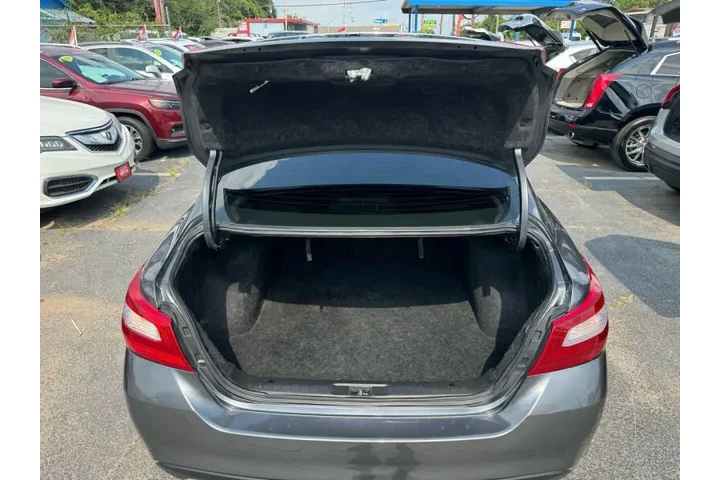 $12995 : 2018 Altima 2.5 SR image 9