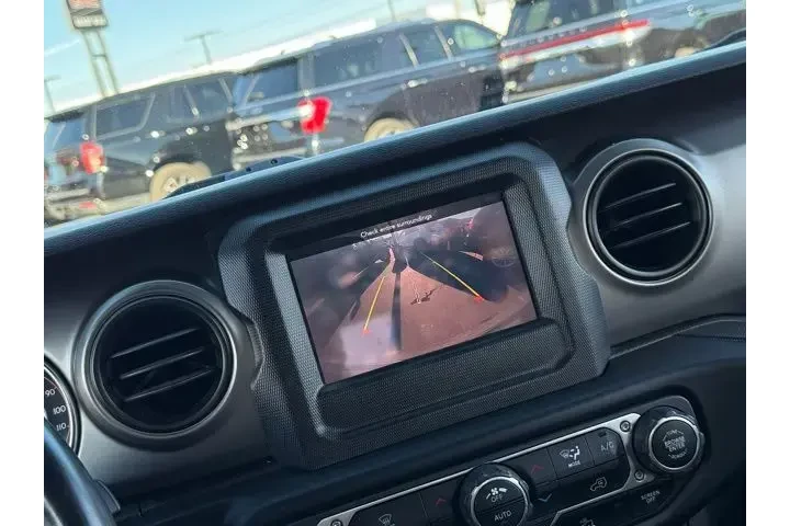 $20000 : Jeep Wrangler Unlimited 2021 image 4