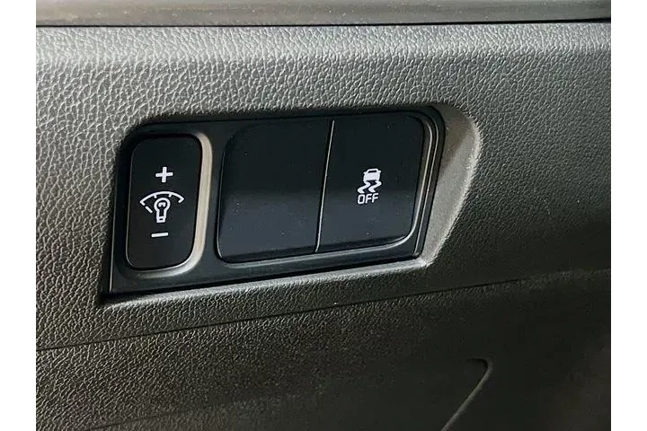 $29999 : Kia Sorento 2024 AWD S 4dr S image 10