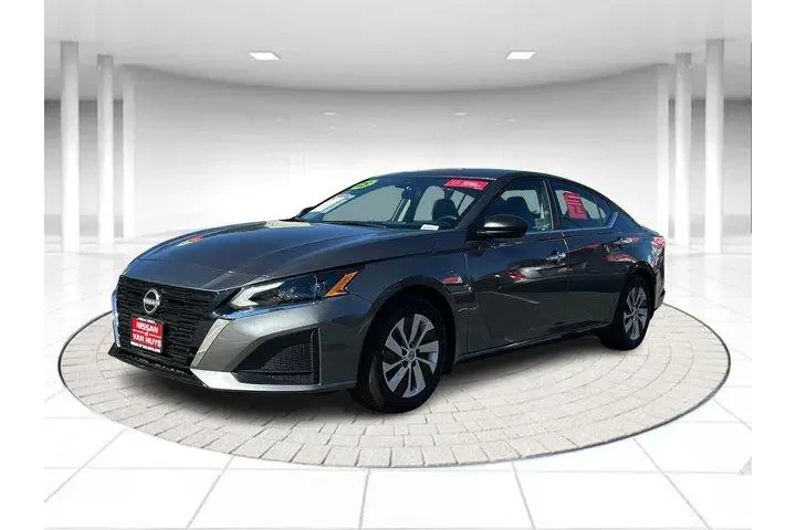 $22598 : Nissan Altima 2025 2.5 S 4dr image 1
