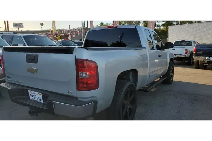 $11999 : 2011 Silverado 1500 image 6
