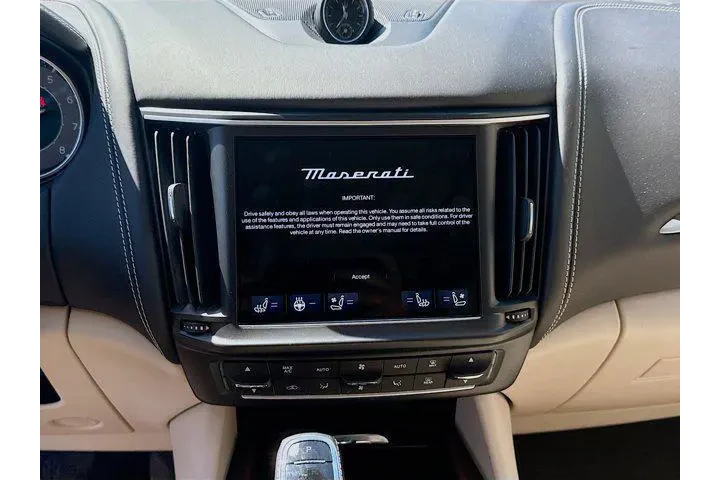 $31998 : Maserati Levante 2022 AWD GT image 10
