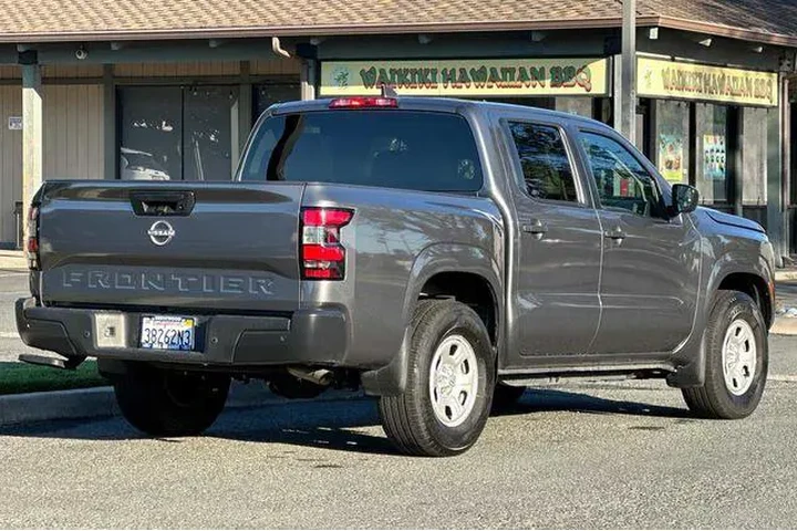 $28425 : Nissan Frontier 2022 4x2 S 4 image 3