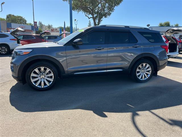 $34999 : 2022 Explorer Limited 4WD image 4