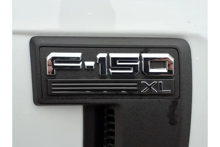 $37996 : Ford F-150 2023 4x4 XL 4dr S image 10