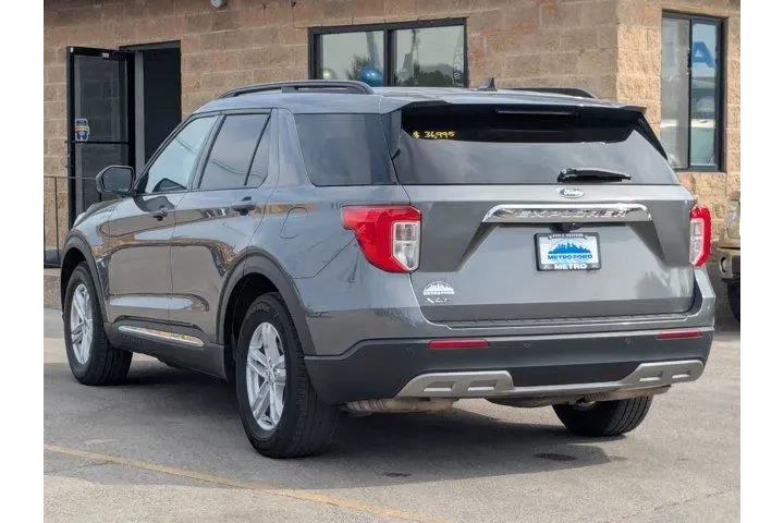 $26598 : Ford Explorer 2023 XLT 4dr S image 6
