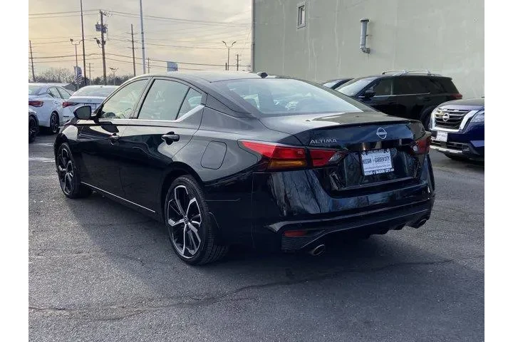 $19987 : Nissan Altima 2025 2.5 SR 4d image 6