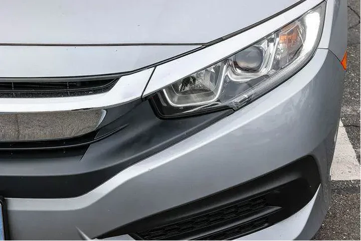 $16498 : Honda Civic 2017 EX 4dr Seda image 10