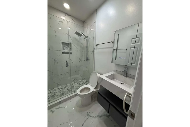 Busco empleo en plomería. image 3