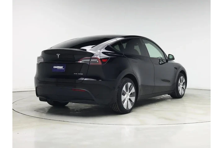 $30998 : Tesla Model Y 2023 AWD Long image 8