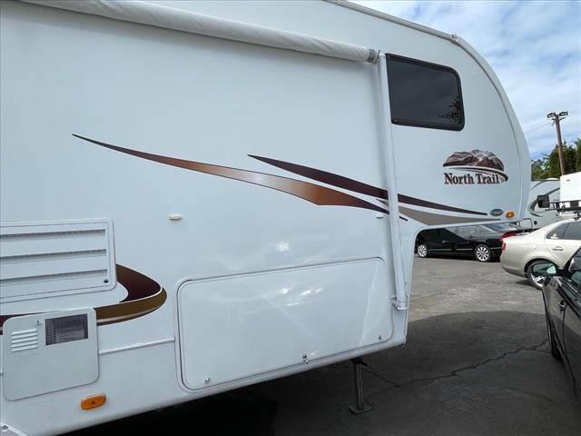 $12900 : 2009 Heartland North Trail 24 image 6