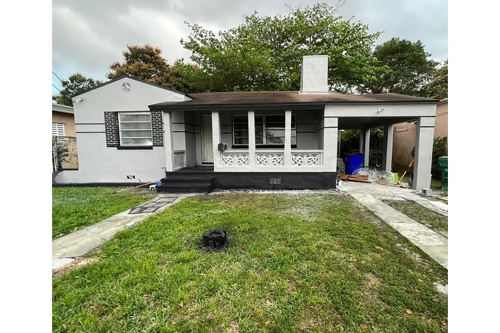 $1550 : Miami/ Liberty City Renta image 1